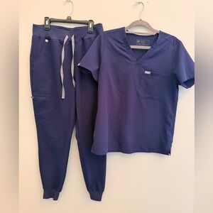 Figs Navy Blue Scrub Top and Jogger Pants Set medium
